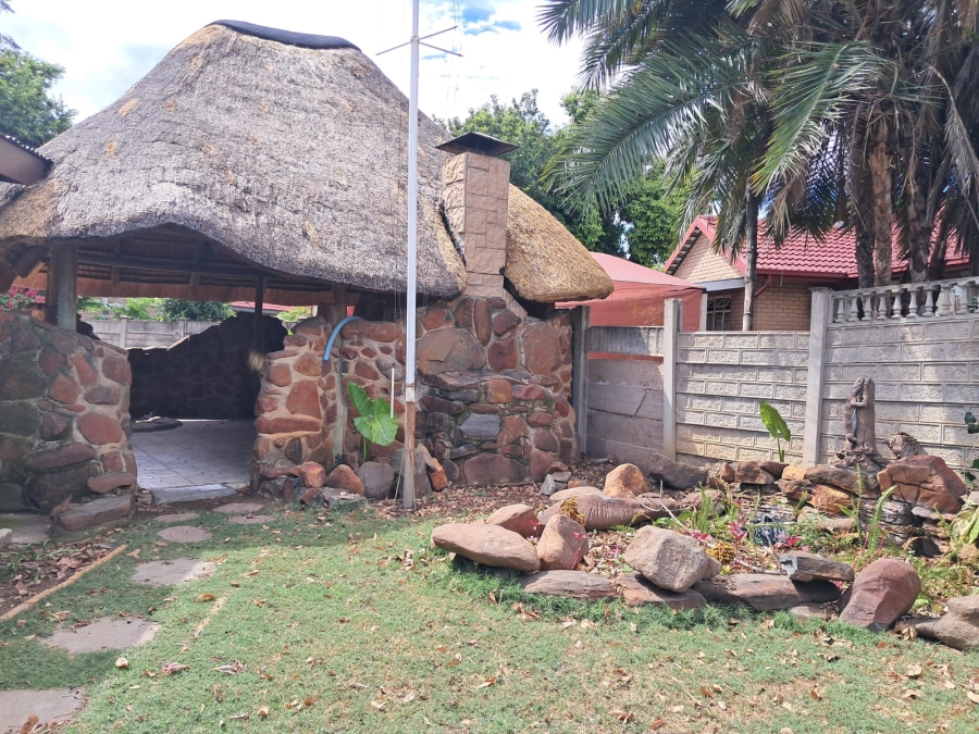 4 Bedroom Property for Sale in Bodorp North West